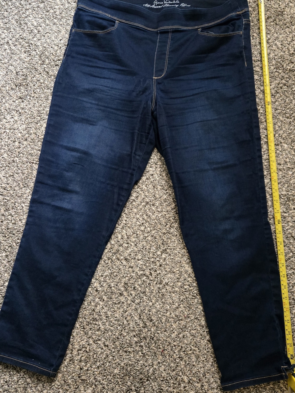 Gloria Vanderbilt Dark Blue Straight Jeans